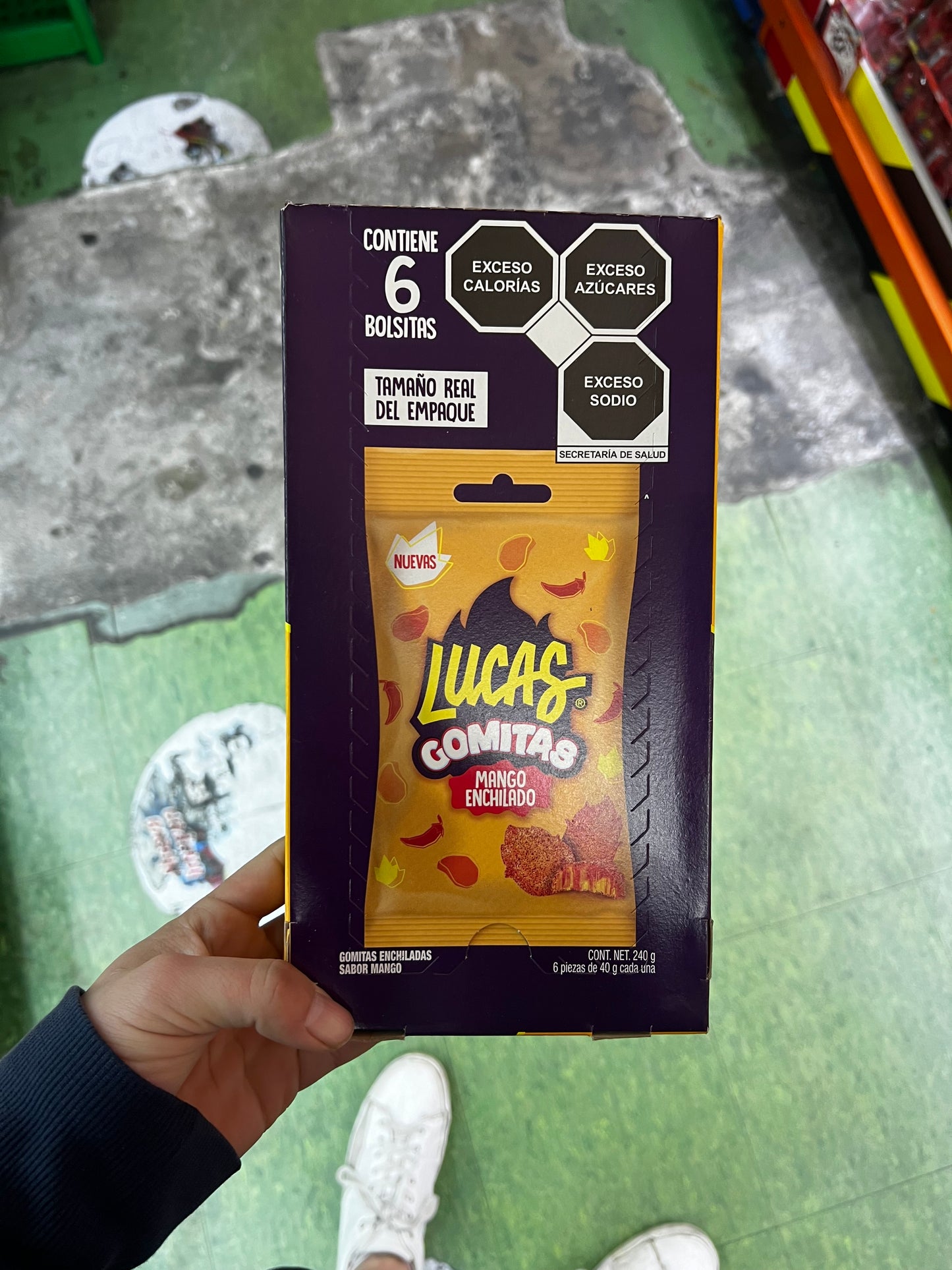 Lucas Gomitas (Mango Enchilado) 6pc